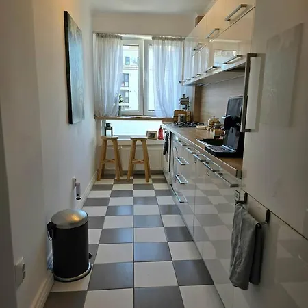 Leaf By Sattal * Bucareste