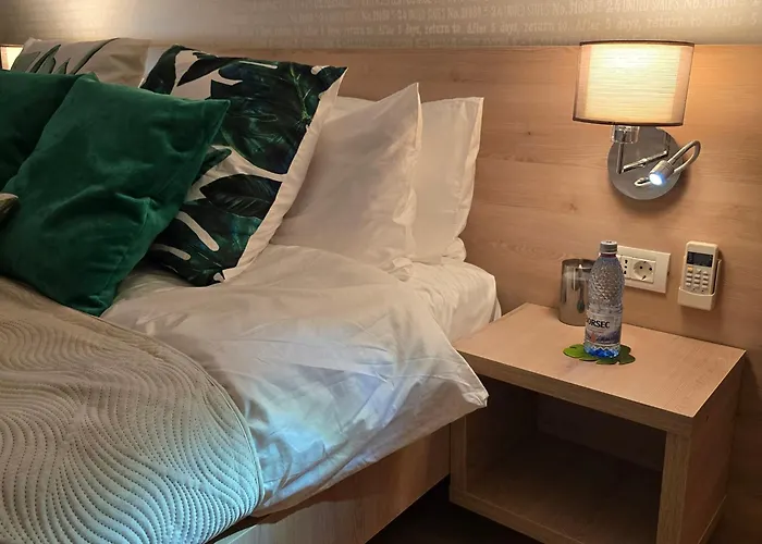 Apartment Leaf By Sattal Bucharest