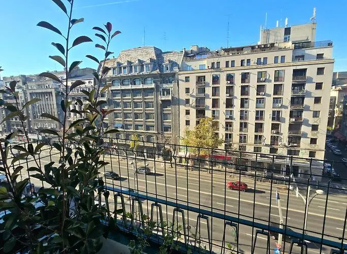 Apartment Leaf By Sattal Bucharest