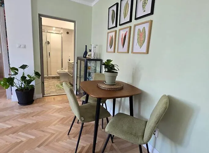 Apartment Leaf By Sattal Bucharest