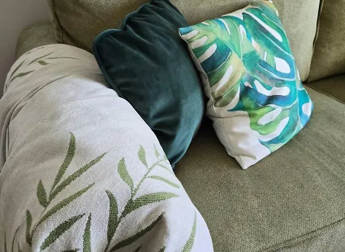 Leaf By Sattal Bukarest