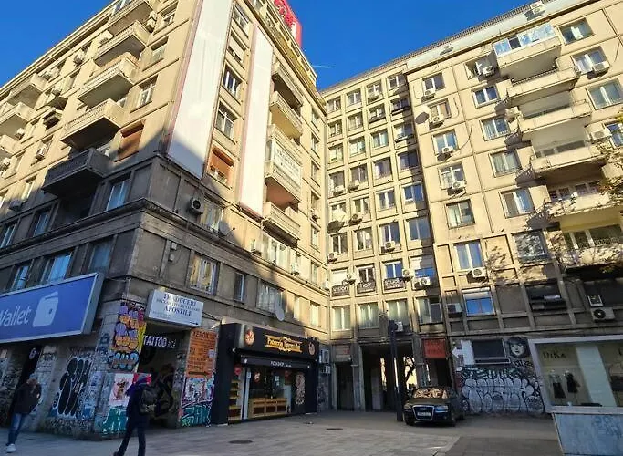 Apartment Leaf By Sattal